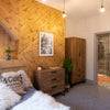 Photo 4: Room 2