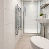 Photo 11: Room 1 En-Suite
