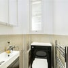 Photo 7: Bahtroom
