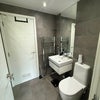 Photo 5: Jack ans Jill ensuite