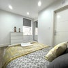 Photo 5: Room 4