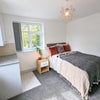 Photo 10: Room 10 En Suite