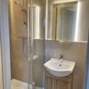Photo 9: En-suite bathroom  &toilet