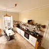 Photo 5: kitchen