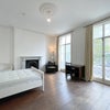 Photo 6: Room 1 Double Room First Floor Right*5