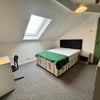 Photo 11: Room 5