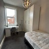 Photo 5: Room 1