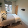 Photo 9: room 2