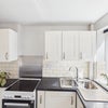 Photo 17: Kitchen
