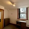 Photo 3: Room 1 (3/4)