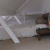 Photo 2: Bed in room