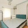 Photo 7: bed 1