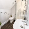 Photo 3: Room 6 - En-Suite