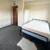 Photo 6: Room 4