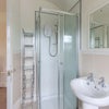 Photo 3: En-suite