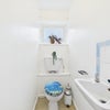 Photo 11: Bathroom