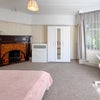 Photo 4: Room 1