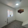 Photo 7: Room 5