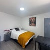Photo 2: Room 1