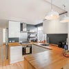 Photo 4: Kitchen