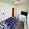Photo 4: Single Room