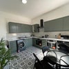 Photo 7: Kitchen