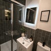 Photo 7: En-suite