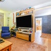 Photo 2: Lounge