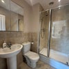 Photo 3: En-Suite