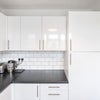 Photo 5: Kitchen
