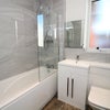 Photo 4: Room 4 ensuite bathroom