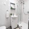 Photo 7: Ensuite