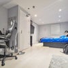 Photo 7: Room 6 with en-suite bathroom