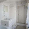 Photo 5: En-suite bathroom with door to bedroom