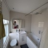 Photo 4: En suite bathroom