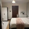 Photo 5: bedroom