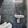 Photo 3: Room 6 ensuite