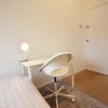 Photo 2: Comes with a desk & chair