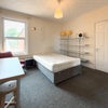 Photo 10: Room 4