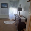 Photo 4: Bedroom