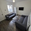 Photo 4: Lounge 