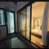 Photo 4: Bedroom