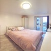 Photo 4: Room 2