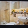 Photo 3: Ensuite