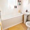 Photo 5: bathroom