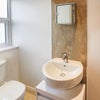 Photo 6: Room 2 Ensuite