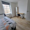 Photo 2: Single Ensuite (layout may vary)