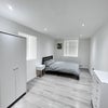 Photo 3: Room 1
