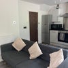 Photo 3: Lounge Area