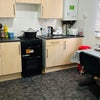 Photo 4: Kitchen